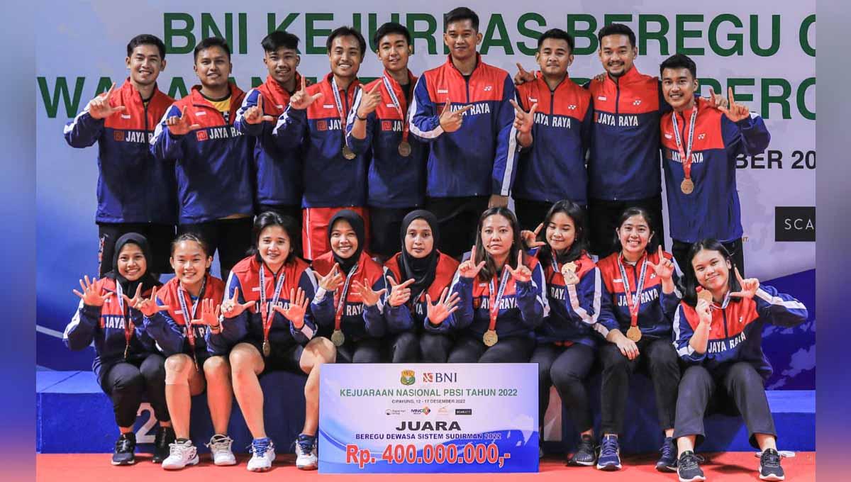 Klub Jaya Raya Jakarta juara Kejurnas beregu campuran dewasa antarklub PBSI 2022. (Foto: PBSI)