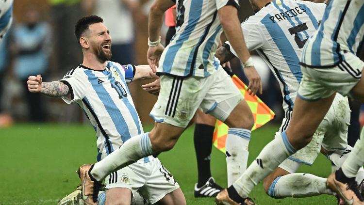 Lionel Messi usai membawa Argentina raih gelar Piala Dunia 2022 REUTERS-Dylan Martinez - INDOSPORT