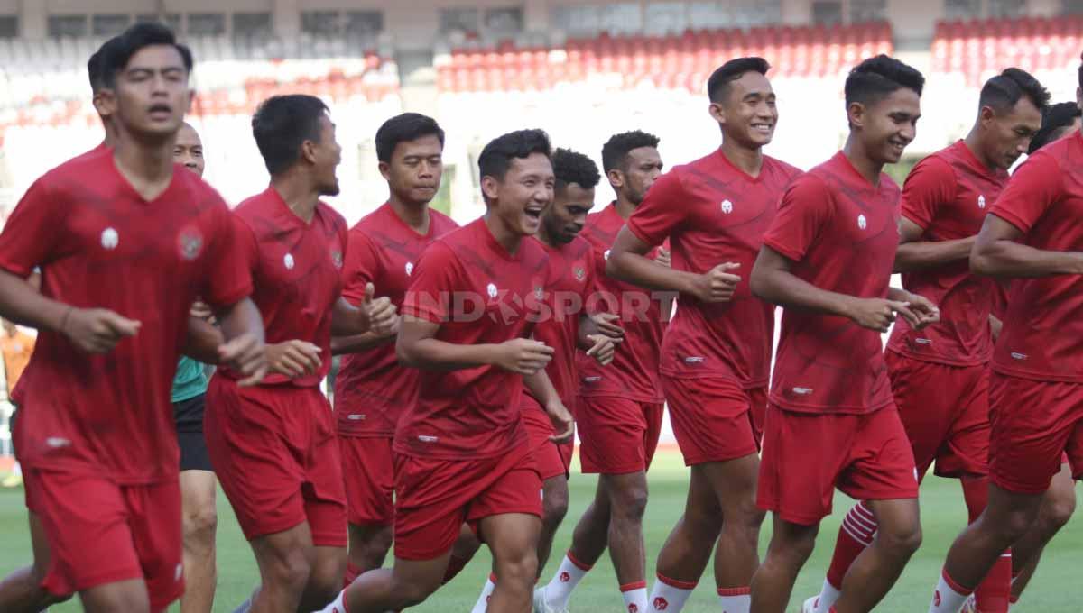 Latihan Timnas Indonesia Senior jelang laga Piala AFF 2022 melawan Kamboja di Stadion GBK, Selasa (20/12/22).