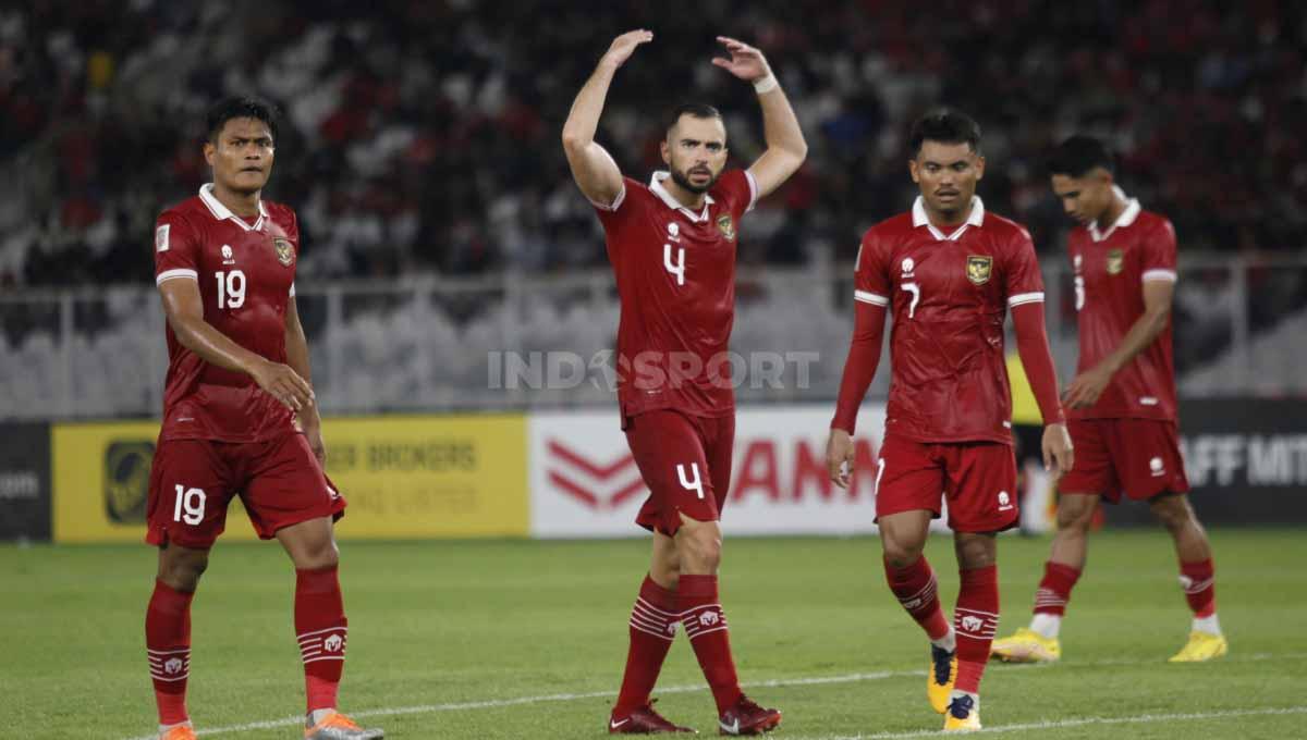 Pemain naturalisasi Timnas Indonesia, Jordi Amat meminta agar pemain lain terus semangat pada laga Piala AFF 2022 melawan Kamboja di Stadion Gelora Bung Karno, Jumat (23/12/22).
