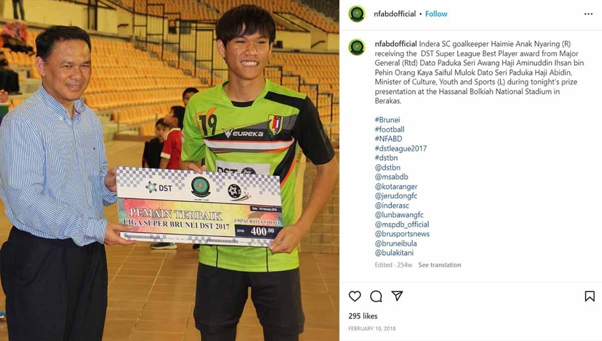 Sosok Haimie Abdullah Nyaring, kiper Brunei Darussalam mencuri perhatian Thailand meski gawangnya kebobolan 10 gol dalam dua pertandingan perdana Piala AFF 2022. (Foto: Instagram@nfabdofficial) - INDOSPORT