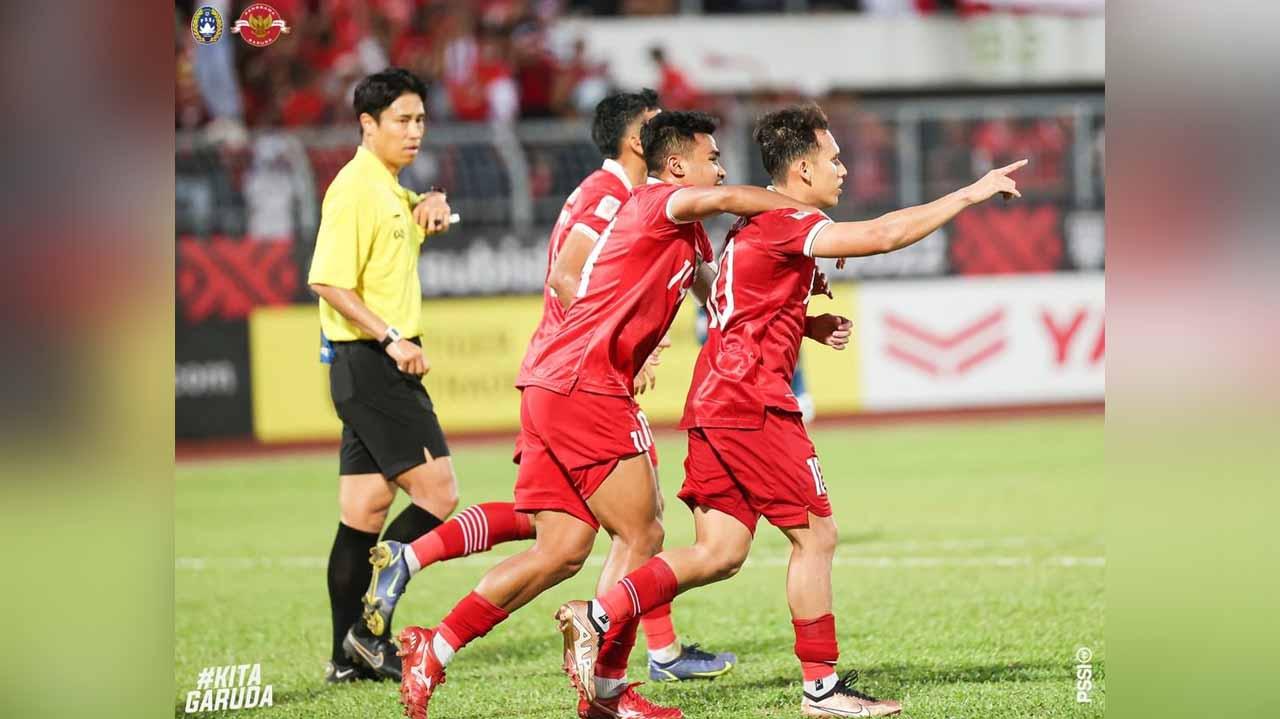 Pertandingan antara Brunei Darussalam vs Timnas Indonesia pada laga Piala AFF di Stadion Kuala Lumpur Football (Malaysia), Senin (26/12/22). (Foto: Instagram@PSSI) - INDOSPORT