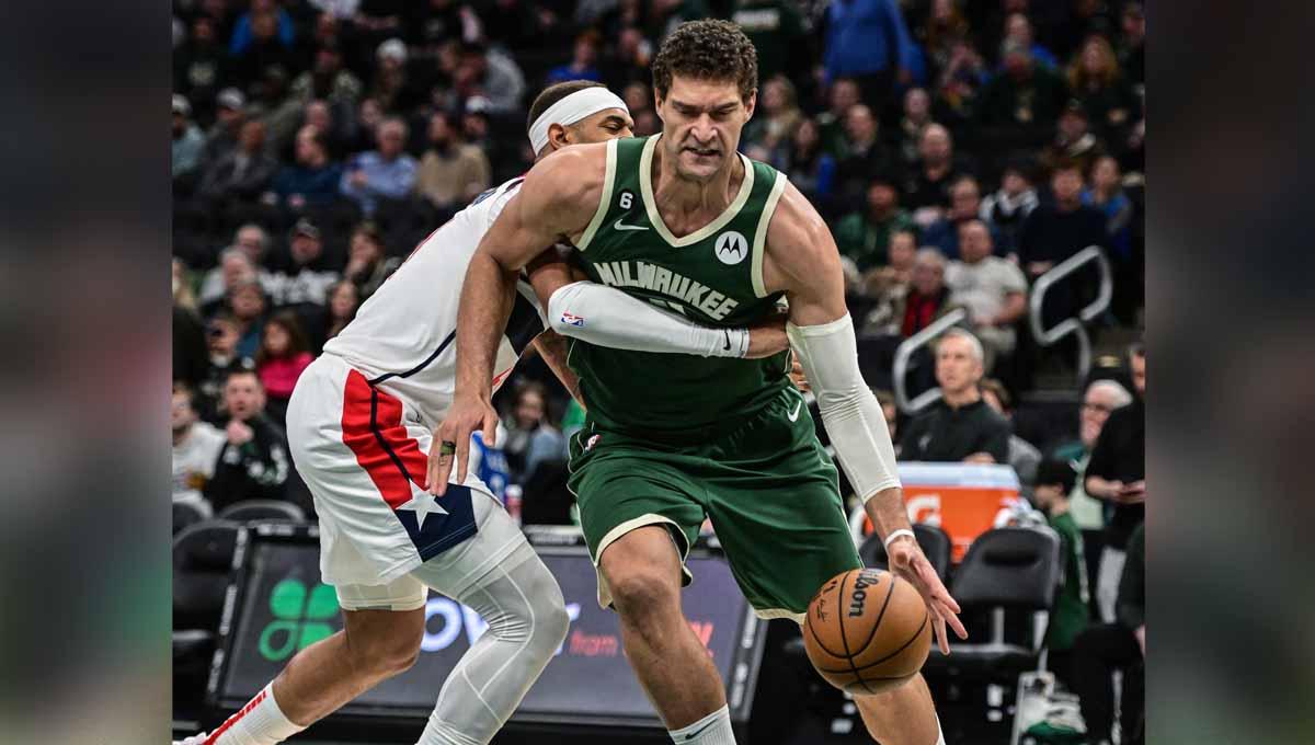 Rekap hasil NBA hari ini, Rabu (04/01/22), menghadirkan tiga pertandingan yakni Oklahoma City Thunder vs Boston Celtics, Milwaukee Bucks vs Washington Wizards (Foto: REUTERS/Benny Sieu)