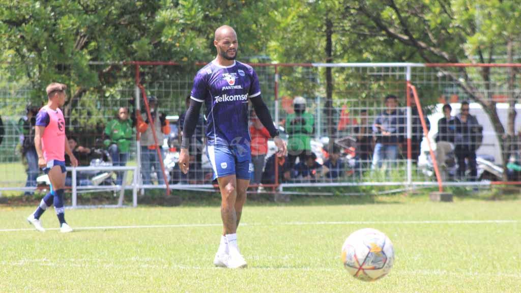 Striker Persib, David da Silva ingin melanjutkan tren tak terkalahkan timnya dalam 14 laga terakhir saat hadapi Bali United di pekan 23 Liga 1 22/23. - INDOSPORT