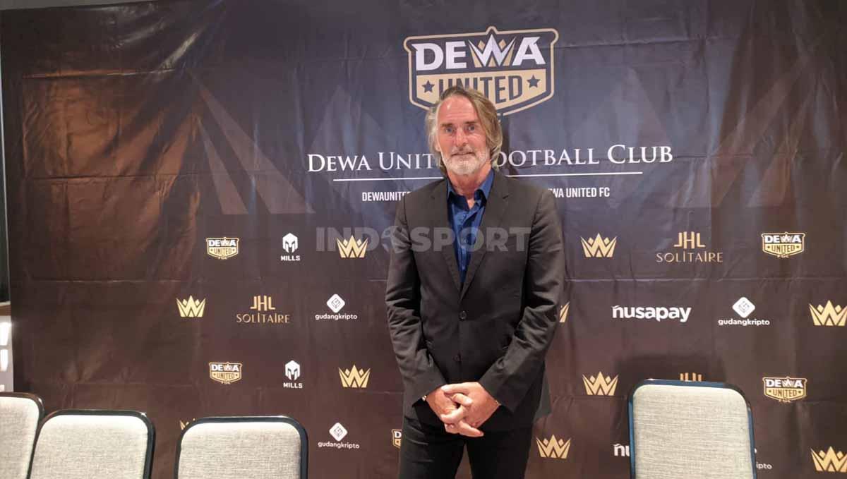 Jan Olde Riekerink, Pelatih Baru Dewa United FC.