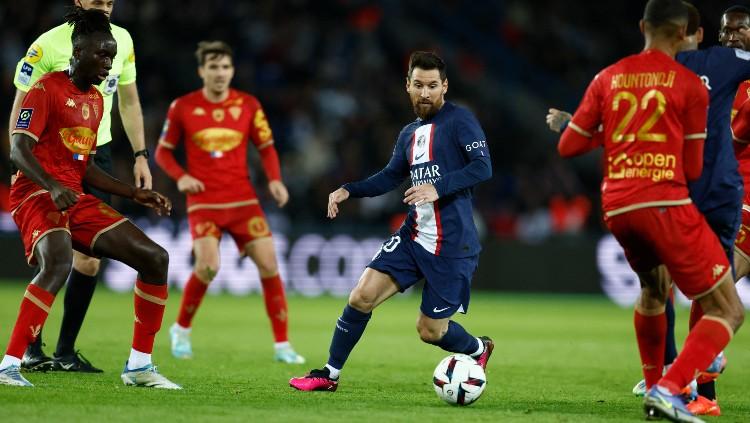 Aksi Lionel Messi di laga Liga Prancis antara PSG vs Angers (12/01/23). (Foto: REUTERS/Gonzalo Fuentes)
