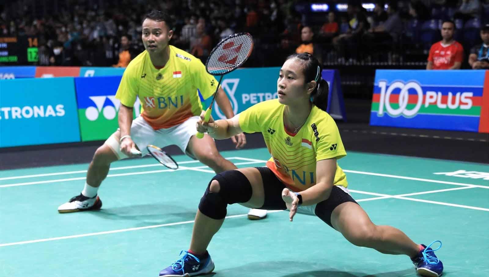 Momen manis pertemuan Nova Widianto dan Lisa Ayu Kusumawati di Indonesia Open 2023 jadi perbincangan penggemar bulutangkis. - INDOSPORT