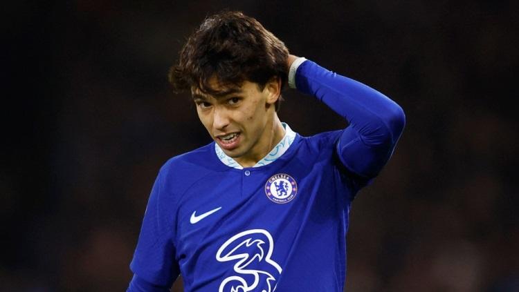 Joao Felix dikartu merah di laga Fulham vs Chelsea, Jumat (13/01/23). Foto: Action Images via Reuters/Peter Cziborra.