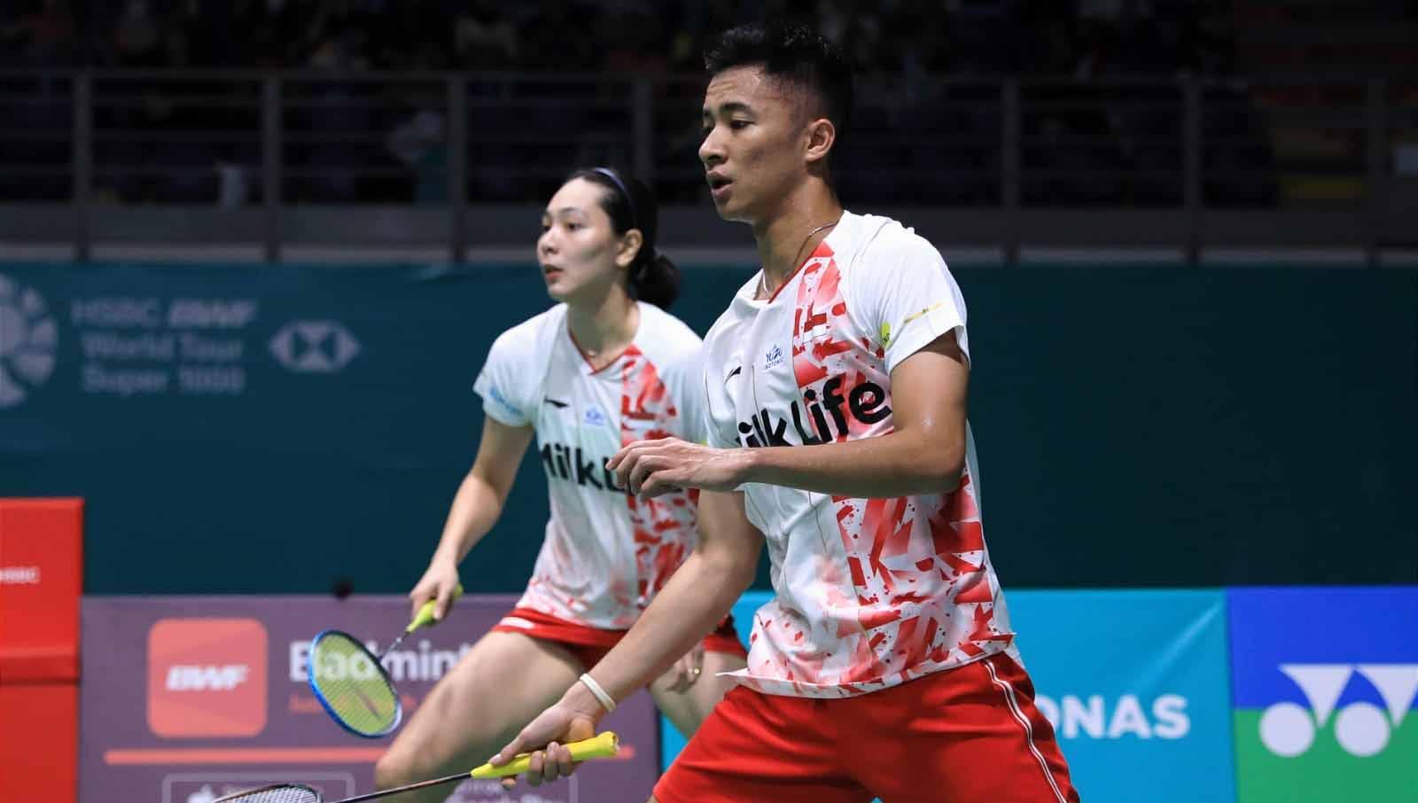 Hasil Thailand Masters 2023 antara Dejan Ferdinansyah/Gloria Widjaja vs Supak Jomkoh/Supissara Paewsampran, yang dimenangkan oleh wakil Indonesia. (Foto: PBSI)