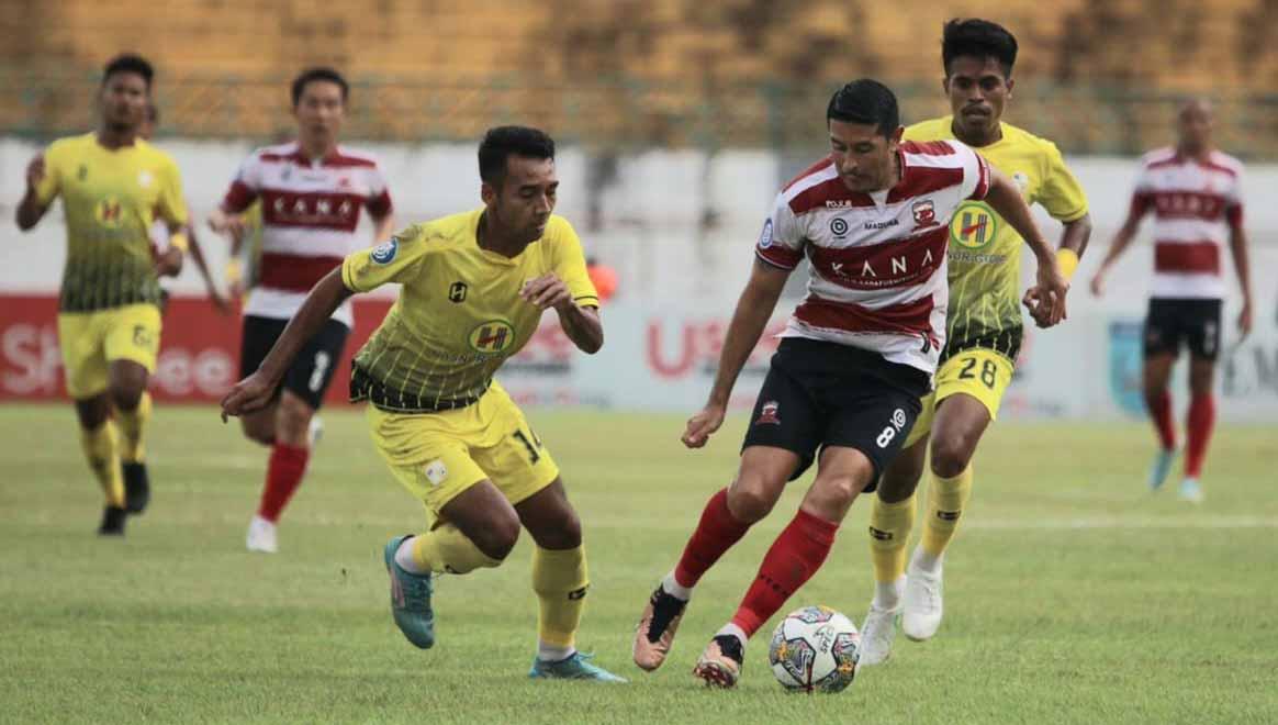 Pertandingan antara Barito Putera vs Madura United laga BRI Liga 1 di Stadion Demang Lehman, Martapura, Sabtu (14/01/23). Foto: MO Madura United)