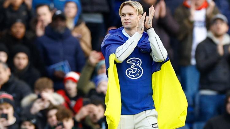 Penampilan menyedihkan Mykhaylo Mudryk bersama Timnas Ukraina di kualifikasi Euro 2024 membuat Arsenal berterima kasih kepada Chelsea. (Foto: REUTERS/Peter Cziborra)