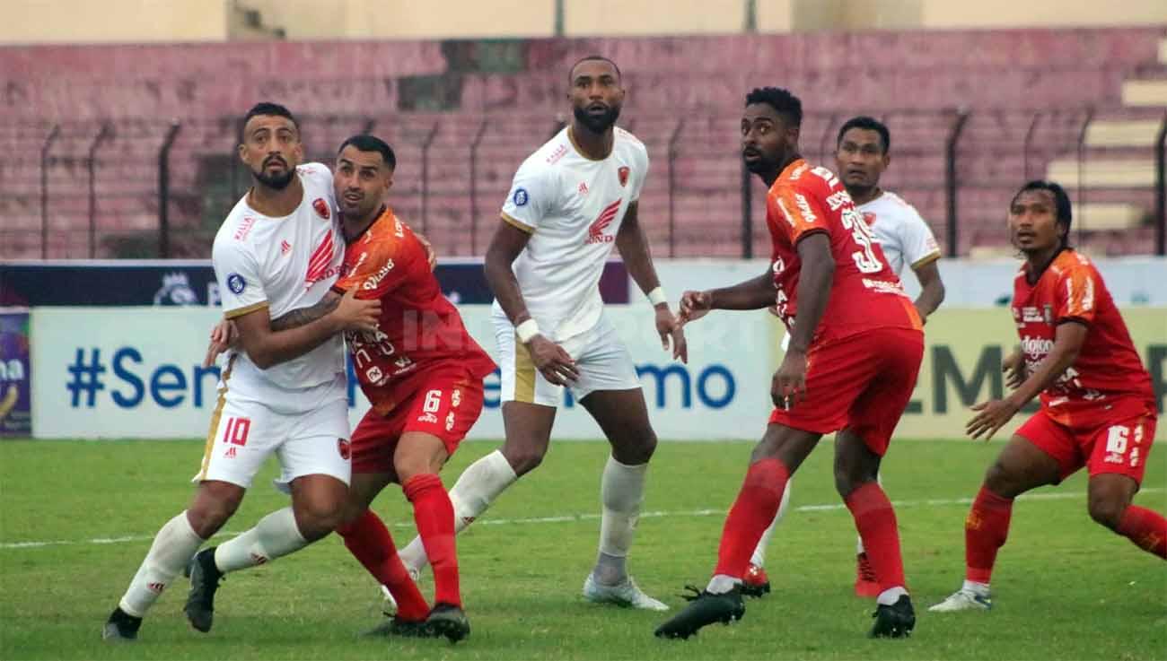Prediksi Play-off Kualifikasi Liga Champions Asia Bali United vs PSM Makassar pada Selasa (06/06/23) pukul 18.30 WIB. (Foto: Nofik Lukman Hakim/INDOSPORT)