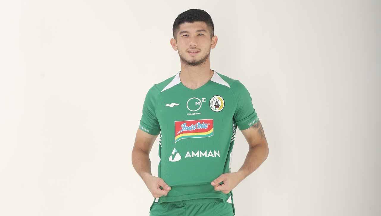 Kevin Gomes Olivera resmi berseragam PSS Sleman setelah hengkang dari Persis Solo. (Foto: PSS Sleman)