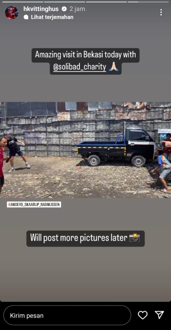 Hans-Kristian Solberg Vittinghus blusukan ke Kota Bekasi jelang Indonesia Masters 2023. Copyright: Instagram story @hkvittinghus