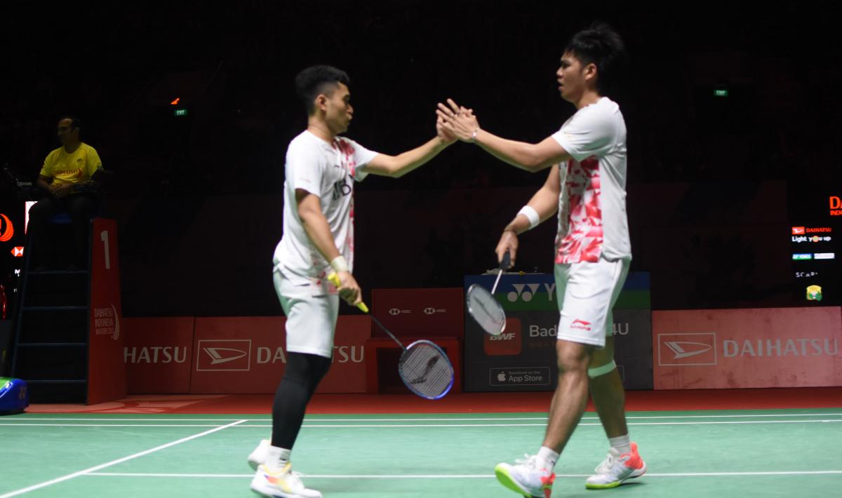 Aksi selebrasi Leo Rolly Carnado/Daniel Marthin yang tengil seperti Kevin Sanjaya saat lolos ke final Indonesia Masters 2023 pun menjadi sorotan netizen. - INDOSPORT