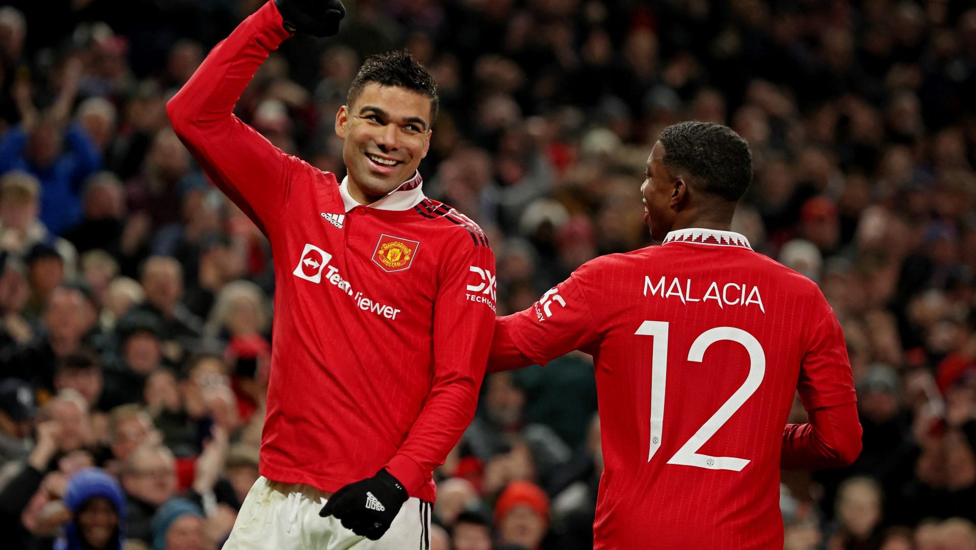 Selebrasi Casemiro di laga Piala FA antara Manchester United vs Reading. REUTERS/Phil Noble - INDOSPORT