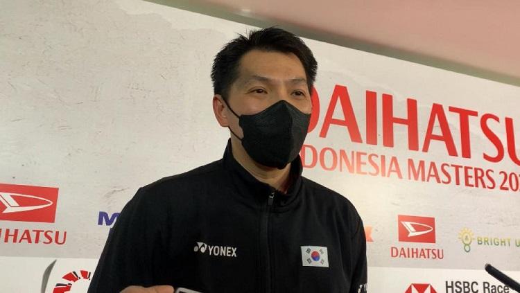 Ronny Agustinus, eks pebulutangkis Indonesia yang kini menjadi pelatih tunggal Korea Selatan.