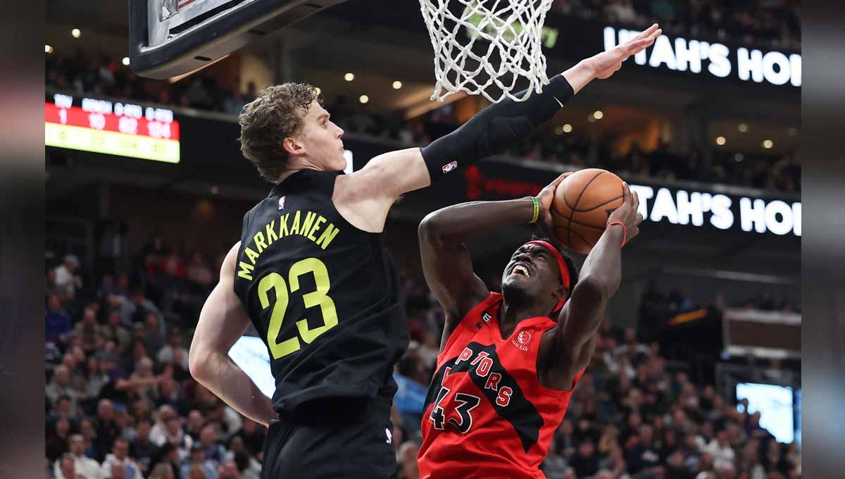 Hasil NBA 2022-2023 hari ini, Minggu (12/3/23) turut menyajikan pertandingan menarik yang diwarnai oleh kekalahan Phoenix Suns dari Sacramento Kings. (Foto: REUTERS/Rob Gray) - INDOSPORT