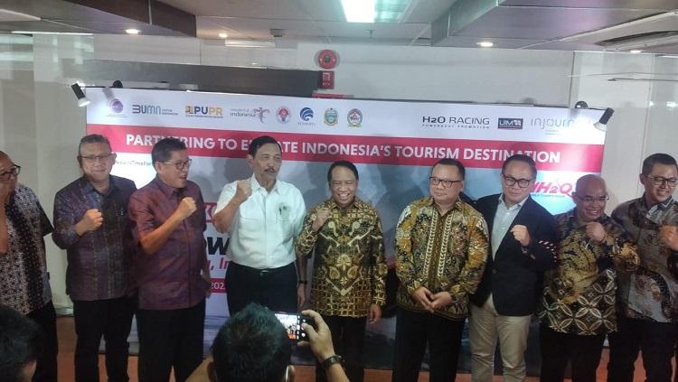 Menko Marves Luhut Binsar Pandjaitan dalam peluncuran F1 Powerboat World Championship 2023.