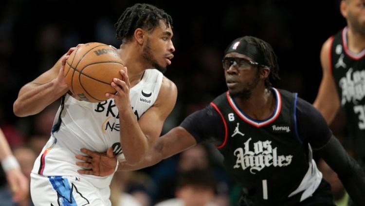Cam Thomas dan Reggie Jackson di laga Brooklyn Nets vs LA Clippers, 6 Februari 2023 waktu setempat. Foto: Brad Penner-USA TODAY Sports via REUTERS.