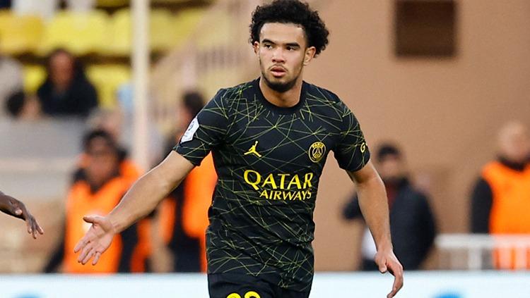 Wonderkid milik Paris Saint-Germain (PSG), Warren Zaire-Emery, menjadi target Real Madrid untuk bursa transfer musim panas 2024 mendatang. (Foto: REUTERS/Eric Gaillard)