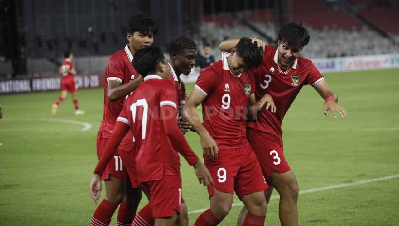 Jadwal mini turnamen timnas Indonesia U-20 sebagai ajang bagi Shin Tae-yong mempertahankan performa apik pemainnya jelang Piala Asia U-20. - INDOSPORT