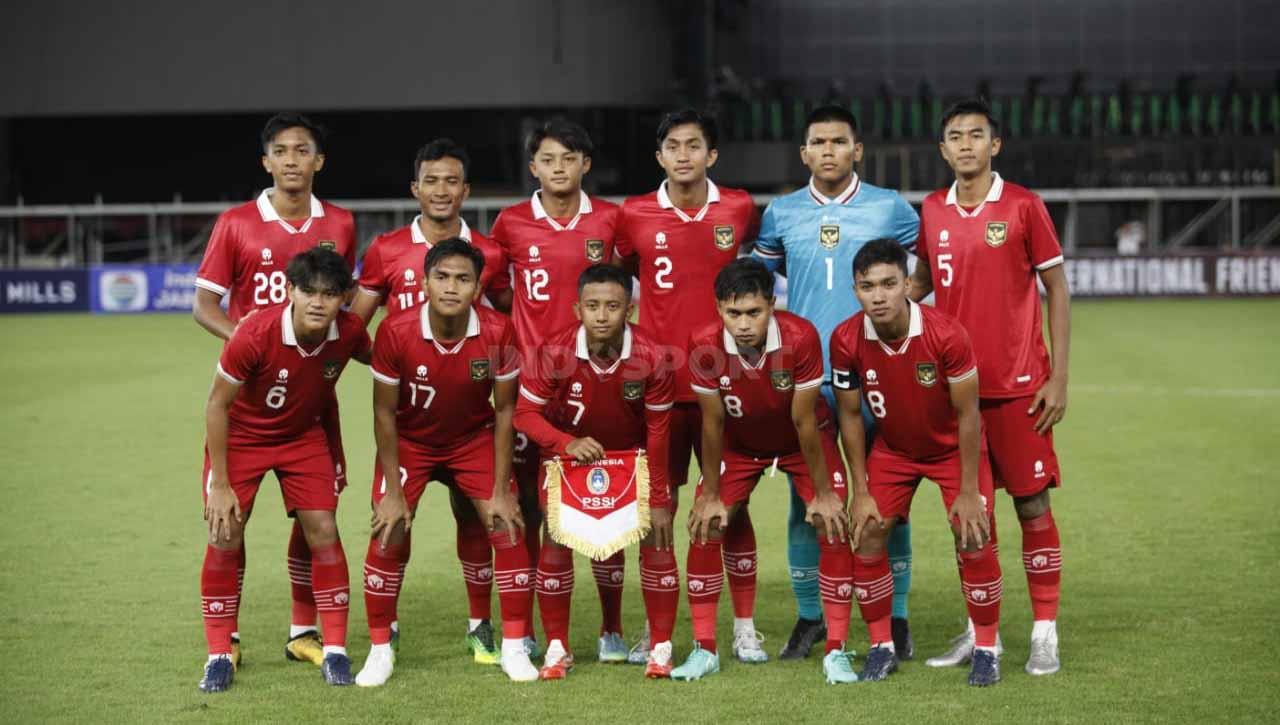 Skuat Timnas Indonesia U-20 saat melawan Selandia Baru pada Turnamen Mini yang digelar PSSI sebagai persiapan Piala Asia U-20 2023 di Stadion GBK, Minggu (19/02/23).