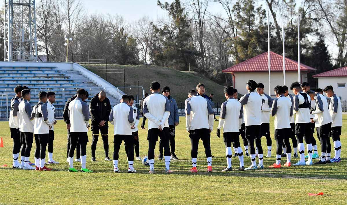 Latihan Timnas Indonesia U-20 jelang laga perdana Piala Asia U-20 2023 melawan Irak di Uzbekistan. (Foto: PSSI)