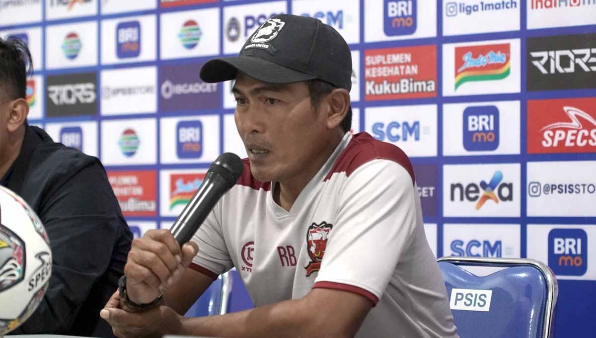 Madura United akhirnya menunjuk Rakhmat Basuki sebagai pemimpin dalam juru taktik tim, jelang melakoni 3 laga sisa Liga 1 2022/2023. (Foto: MO Madura United)