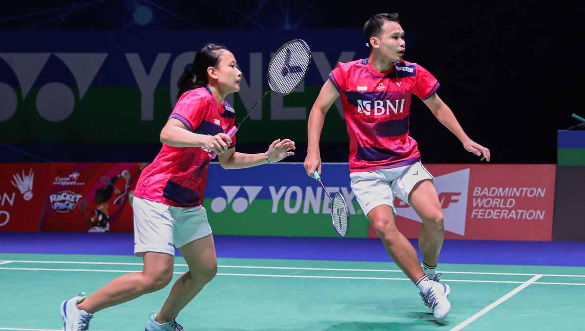 Bakal jadi tumpuan Indonesia di Piala Sudirman 2023, mari flashback ngerinya partner Rinov Rivaldy, Pitha Haningtyas Mentari, saat ‘kerasukan’ Yuta Watanabe.