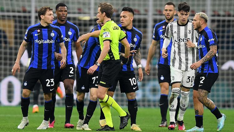 Pemain Inter Milan saat hadapi Juventus di Liga Italia 2022/23 lalu. - INDOSPORT