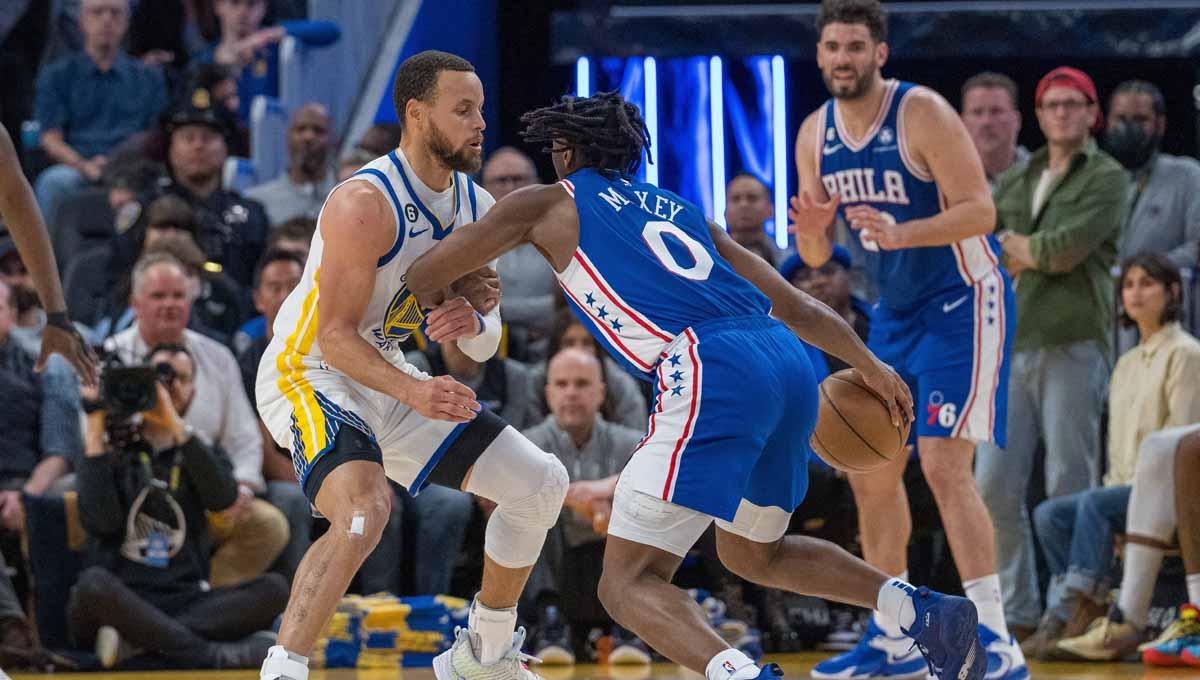 Rekap hasil NBA, Sabtu (25/03/2023), sajikan Golden State Warriors yang pecundangi Philadelphia 76ers dan Milwaukee Bucks yang masih perkasa.