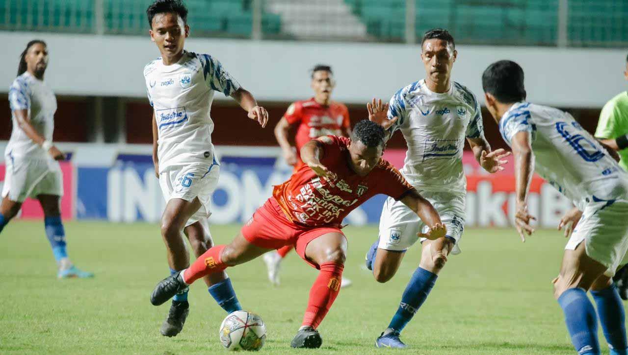 Laga liga 1 antara Bali United vs PSIS Semarang di Stadion Maguwoharjo (Yogyakarta), Rabu (12/04/23). (Foto: MO Bali United)