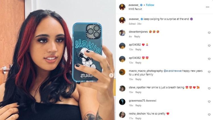 Ava Raine, putri Dwayne Johnson alias The Rock, yang kini berkarier bersama WWE.