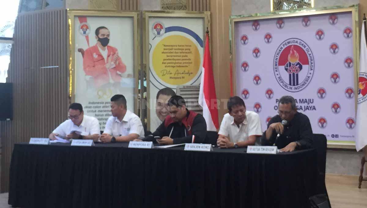 Menpora Dito Ariotedjo memberikan keterangan soal jumlah resmi atlet dan cabor yang bertanding di SEA Games 2023.