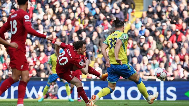 Aksi Diogo Jota di laga Liga Inggris antara Liverpool vs Nottingham Forest. REUTERS/Phil Noble