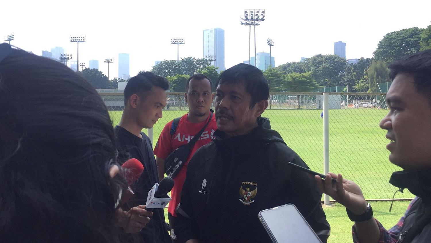 Pelatih Timnas Indonesia U-22, Indra Sjafri, memberikan keterangan kepada media jelang SEA Games 2023.