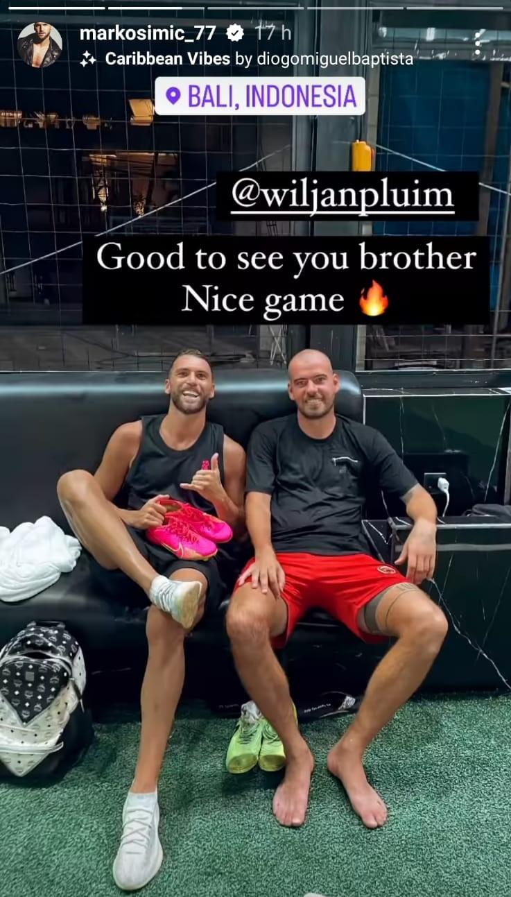 Marko Simic dan Wiljan Pluim main futsal bersama di Bali Copyright: Instagram Story @markosimic_77