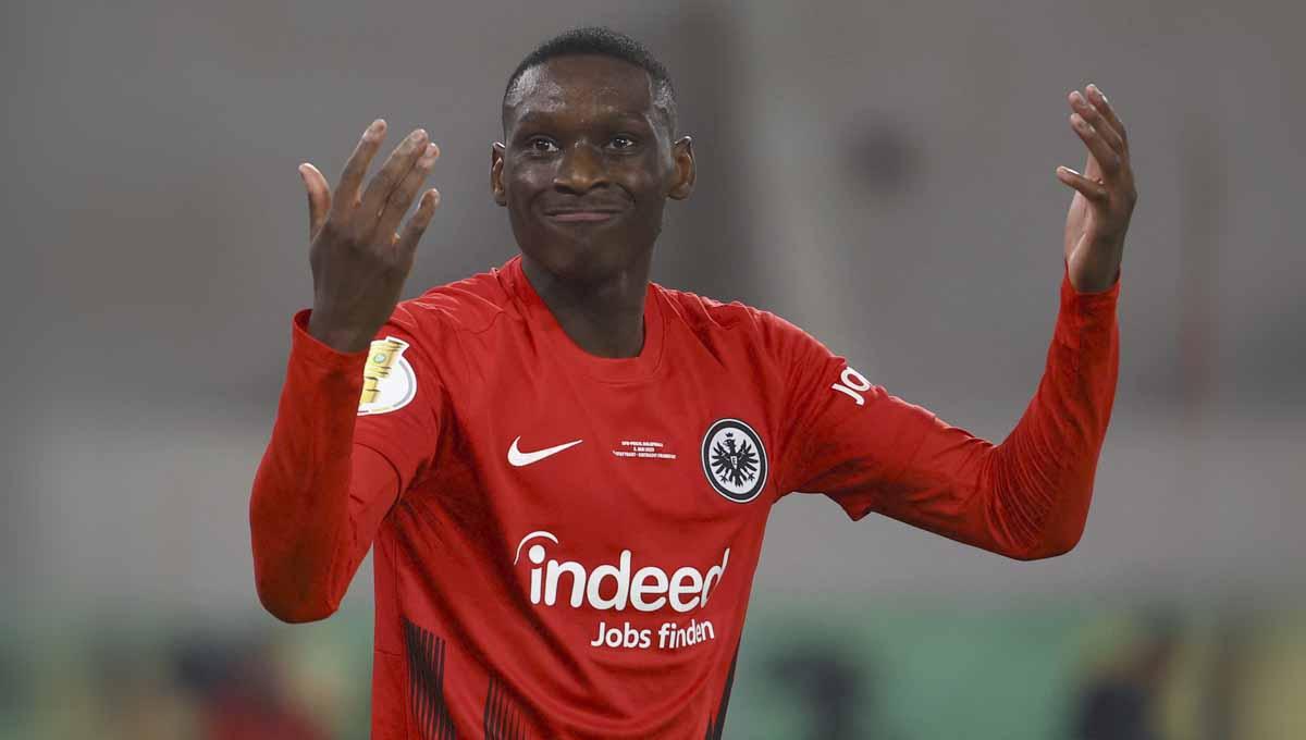 The Blues turut meramaikan perburuan Randal Kolo Muani dan Ousmane Dembele masuk dalam radar rumor transfer Chelsea selaku klub Liga Inggris (Premier League). (Foto: REUTERS/Kai Pfaffenbach)