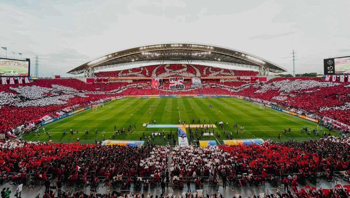 Kompetisi sepak bola Jepang, J.League telah bertranformasi dengan baik hingga mampu menarik bintang-bintang Eropa seperti Andres Iniesta dan Fernando Torres.