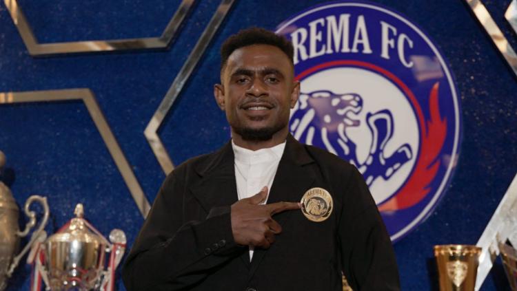 Pemain anyar Arema FC asal Papua untuk Liga 1 2023/2024, Samuel Balinsa.