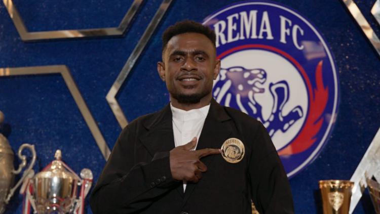 Pemain anyar Arema FC asal Papua untuk Liga 1 2023/2024, Samuel Balinsa. - INDOSPORT