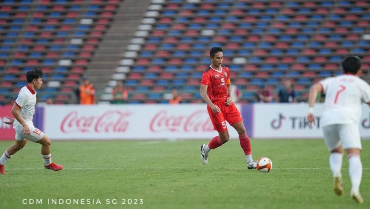 Laga Timnas Indonesia vs Vietnam di babak semifinal SEA Games 2023. Setelah ini Timnas Indonesia akan menghadapi Argentina, sementara Vietnam akan menjajal Hong Kong di FIFA Match Day. - INDOSPORT