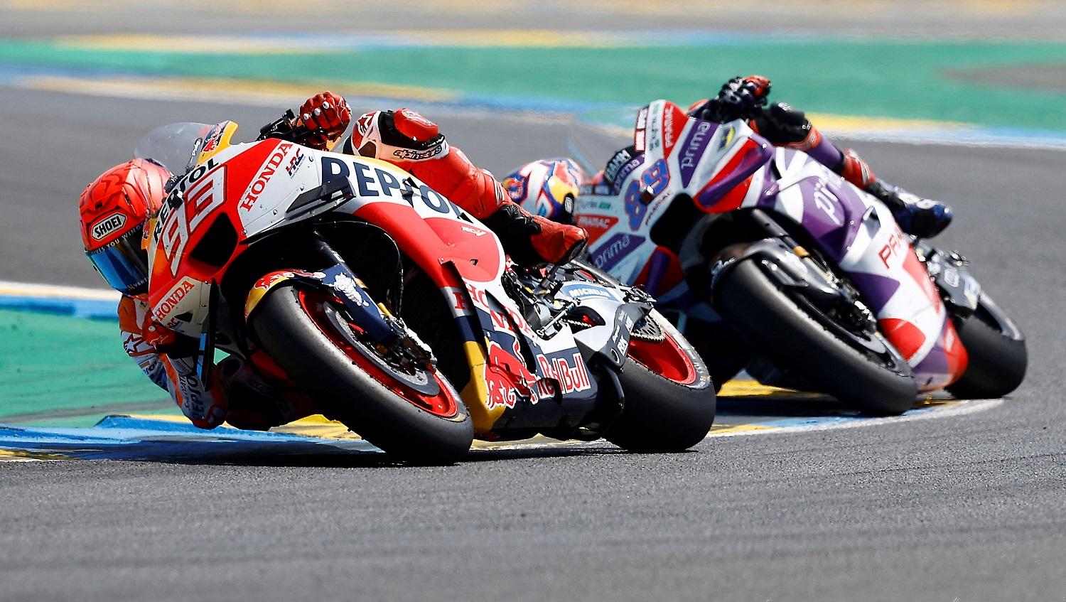 Jelang digelarnya MotoGP Mandalikan 2023, Marc Marquez justru diliputi perasaan cemas terkait adiknya yakni Alex Marquez.