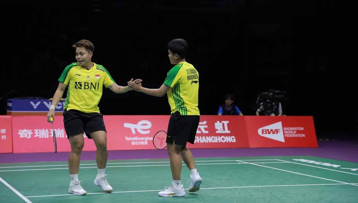 Apriyani Rahayu/Siti Fadia Silva Ramadhanti sukses menumbangkan Yeung Nga Ting/Yeung Pui Lim dari Hong Kong di babak 32 besar Malaysia Masters 2023. - INDOSPORT