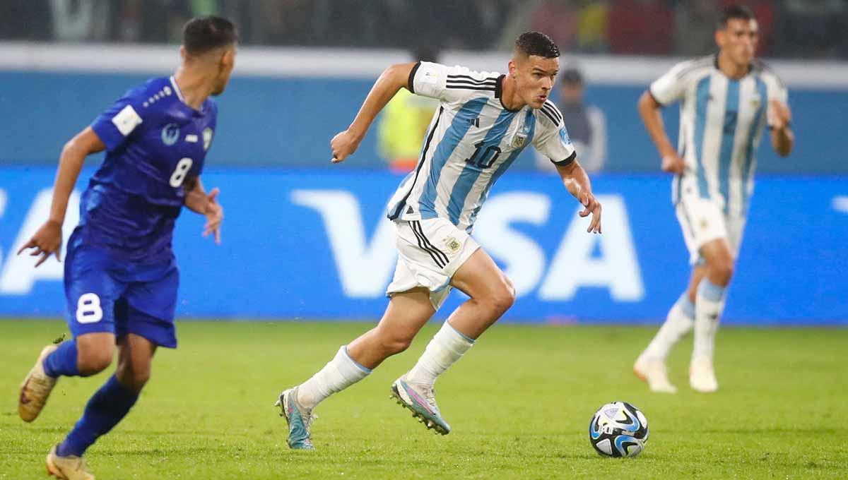 Laga antara Argentina vs Uzbekistan di Piala Dunia U-20. (Foto: REUTERS/Agustin Marcarian)