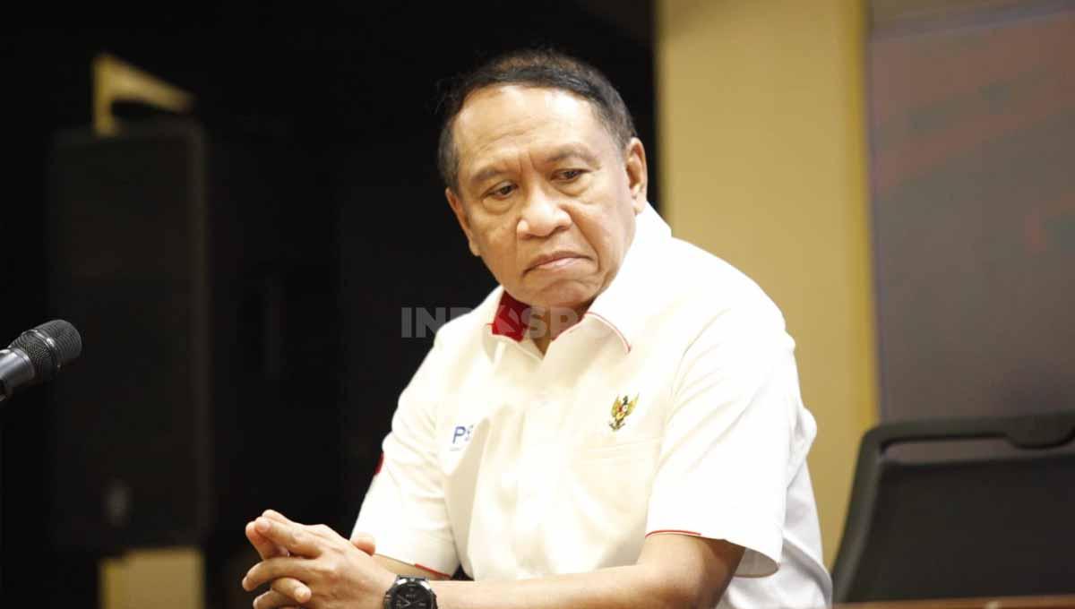 Waketum PSSI, Zainudin Amali menyatakan masih menunggu FIFA terkait stadion mana saja yang akan menjadi venue Piala Dunia U-17 2023.