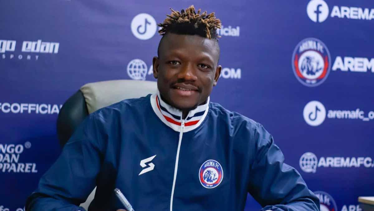 Ichaka Diarra dan Arema FC berpisah jalan. Foto: MO Arema FC.