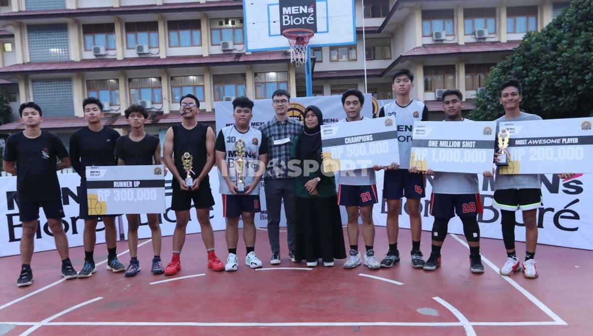 SMAN 3 Jakarta Saat Menjuarai Men's Biore School Pride 3x3 Basketball 2023 di SMAN Yadika 1 Duri Kelapa, (24/05/23).