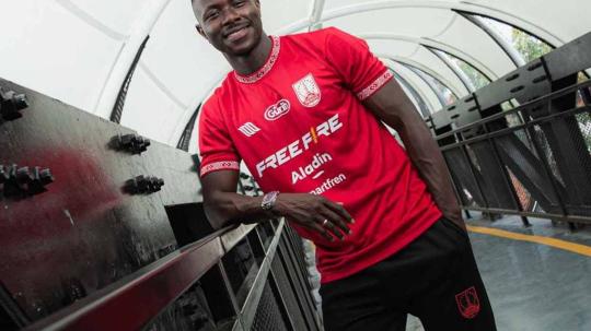 Moussa Sidibe resmi diperkenalkan sebagai pengganti Ryo Matsumura di Persis Solo. (Foto: MO Persis Solo)